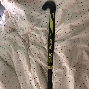stx stallion field hockey stick